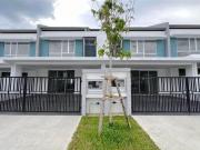 22x60 2 Sty NEW House Garland 2 Kota Emerald Scientex Rawang