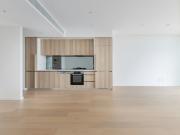 2302 / 500 Pacific Highway