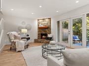 2307 Mountain Highway North Vancouver, British Columbia