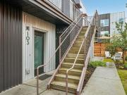 230 13th Street Studio Apartment for Rent at 230 13th...