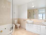 23/102 Jolimont Road, East Melbourne VIC 3002 Apartment...