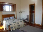 231638 Quarto com cama de casal, com casa de.