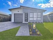 2/31 Bonneville Boulevard, Goulburn House for rent...