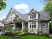 231 Cherryhill Road, Oakville Br Bronte, ON, L6L 3E3...