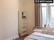 232 Kilburn High Road, London, NW6 4JP, United Kingdom |...