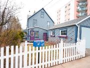 233 Elgin Street * New Listing!