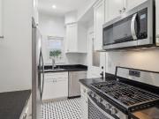 233 Hawthorn St