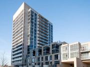 2350 1BR den 15bath large terrace pet friendly condo