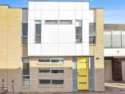 2/36 Saltash Avenue, Christies Beach, SA 5165