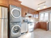 2372 Avenue Lockhart Apartment for Rent