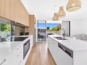 2/38 Mawarra Street, Surfers Paradise, QLD 4217