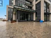 239 405 DUNDAS STREET W