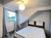 2/3 bed flat in Finchley Central, bills included
