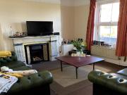 2/3 Bedroom Apartment