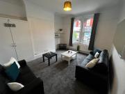 23 Brudenell Grove LS6, 5 bed shared accommodation to...