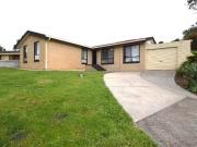 23 Flinders Crescent, Hackham, SA 5163