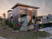 23 Marla Corner Top Quality Build Luxurious Beautiful...