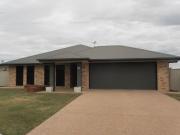 23 Mayfair Drive, Emerald, QLD 4720 House for Rent Ray...