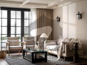2400 Sq feet 4 Beds Ultra Luxury Flat For Rent In A Top...