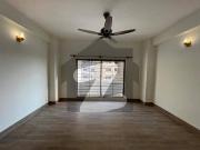 2400 Square Feet Flat In Cantt Of Karachi Is Available...