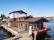 2401 N Northlake Way # L6