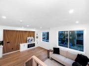 2402 Westmount Road NW, Calgary, AB T2N 3N8 Townhouse...