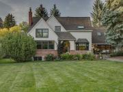 2409 Carleton Street SW Calgary, AB T2T 3K6