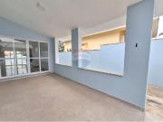 240 Área Útil Casa Alugar, 3 Dormitórios localizado em...