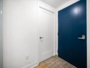 2413 2 Simcoe Street N