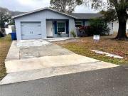 2415 S 76th St, Tampa, FL 33619