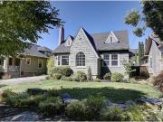 2427 NE 10TH AVE