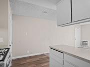 2433 Country Club Blvd. 1 Bedroom Apartment for Rent at...