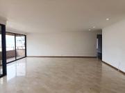 24352 Apartamento en venta en el sector El Diamante II