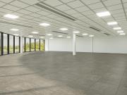 243 m² de surface commerciale à louer à Monthey proche...