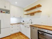 2/43 Wheatland Street, Seacliff