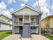 2441 Gladiolus St, New Orleans, LA 70122