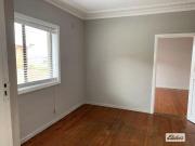2/44 Robertson Street