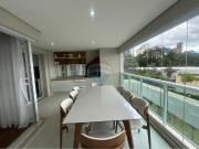 245.00 M² Apartamento Alugar, 4 Dormitórios localizado...