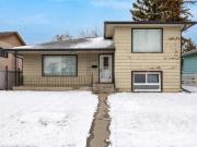 2472 Capitol Hill Crescent Nw, Calgary, AB, T2M 2A2...