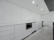 2475 Hurontario Street 1 Bedroom Apartment for Rent at...