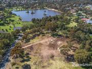 2492sqm with Lake Views