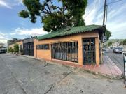 26 106 RAH Lote Comercial de 5 Locales en Venta en Los...