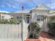 PERIOD CHARM MEETS LIFESTYLE CONVENIENCE PERIOD CHARM MEETS LIFESTYLE CONVENIENCE