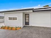 2/4 Calderwood Road, Albion Park, NSW 2527