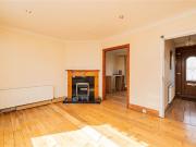 24 Drumcliffe Drive, Cabra, Dublin 7 MOVEHOME ESTATE...