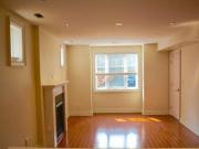 24 Duggan Avenue 30003 Toronto ON M4V 1Y2 3 Bedroom...