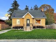 24 Larwood Boulevard