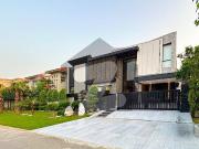 24 Marla 6 Bedrooms Fully Furnished House for Sale in...