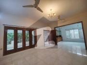 24 Marla Separate Gate Upper Portion For Rent