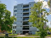 24 Tyndall Avenue, Toronto, ON M6K 2E3 MetCap Living